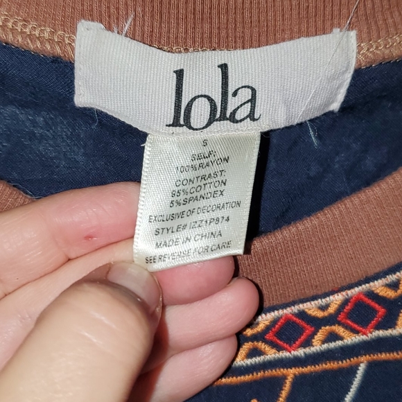 Aztec print top - Picture 2 of 5